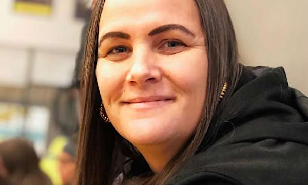 Before a Washington mother died of coronavirus, her six children used a walkie-talkie to say goodbye Before a Washington mother died of coronavirus, her six children used a walkie-talkie to say goodbye