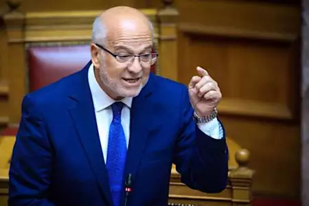 Ελληνική Αριστερή Συμπαράταξη κατά Φλωρίδη: «Ανέκδοτο ότι το σύστημα πολεμά τον Μητσοτάκη» Ελληνική Αριστερή Συμπαράταξη κατά Φλωρίδη: «Ανέκδοτο ότι το σύστημα πολεμά τον Μητσοτάκη»