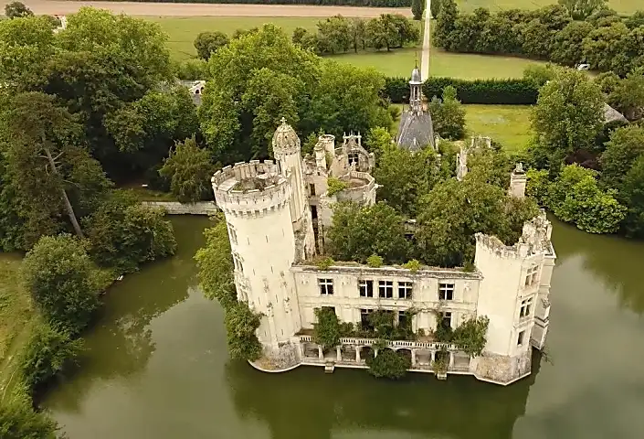 Είστε εδώ - Από το όνειρο στην πραγματικότητα: Κάνοντας ένα γαλλικό κάστρο