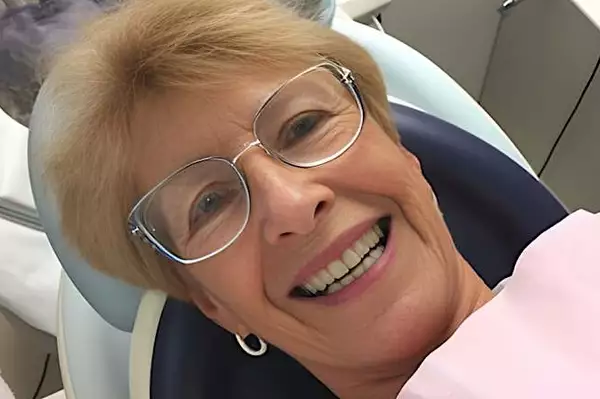 Τι είναι τα εμφυτεύματα δοντιών χωρίς βίδες και πόσο κοστίζουν;