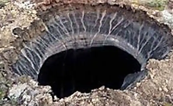 [Pics] Deepest Hole On Earth Permanently Sealed After Finding 2 Billion Year Old Fossil