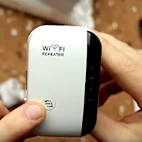 Greece: New WiFi Booster Stops Expensive Internet