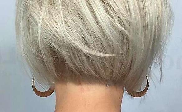 25 Haircuts That Make A Woman Over 60 Look 40