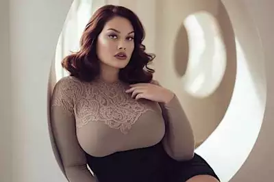 Moda Italiana: La Lingerie che Valorizza le Curve in 2025