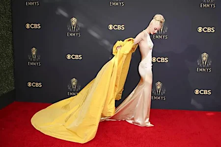 6 abiti che hanno entusiasmato agli Emmy 2021