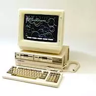 「PasocomMini PC-8801mkIISR」がCEATECでデモ展示。専用モニターの試作機も  