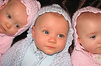[Photos] Couple Adopts Triplets. A Week Later, The Doctor Reveals Something They Didn't See Coming