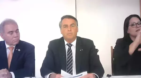 Bolsonaro detona ex-ministro que o acusou de “mandar quebrar vidraças” do STF