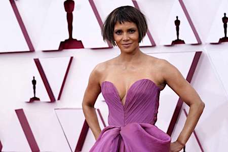 [Gallery] Halle Berry's Daughter Is 13 & Might Look Familiar To You