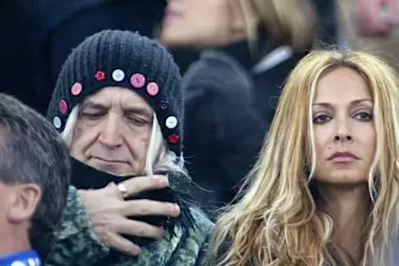 Νέα απάντηση Καρβέλα: Δεν φοβάμαι, όλες οι φορολογικές μου υποχρεώσεις έχουν εκπληρωθεί στο ακέραιο