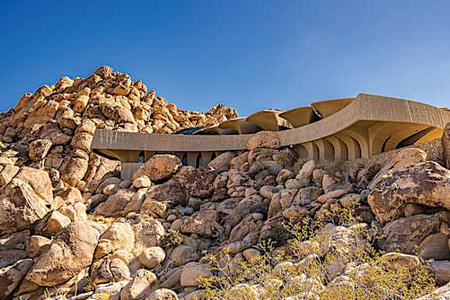 Rising From the Desert: Luxury Living Near California's Joshua Tree