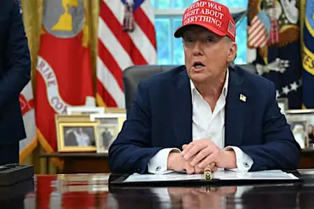 "Je ne suis pas content": Donald Trump déplore que la Russie ait frappé une usine américaine en Ukraine