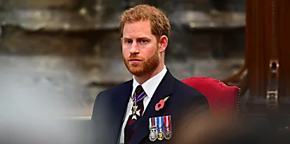 Ο πρίγκιπας Χάρι του Ηνωμένου Βασιλείου θα χάσει όλους τους τιμητικούς τίτλους