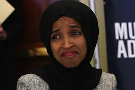 Ο Ilhan Omar στέλνει τις ημέρες μηνυμάτων του Somber τέταρτου Ιουλίου μετά την γιορτή της Ημέρας της Ανεξαρτησίας της Σομαλίας