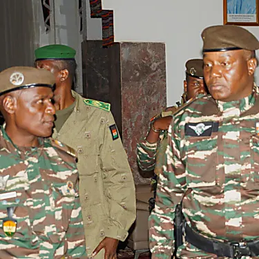 Ποιος είναι ο Abdourahamane Tiani, ο στρατηγός που κατέλαβε την εξουσία στον Νίγηρα;