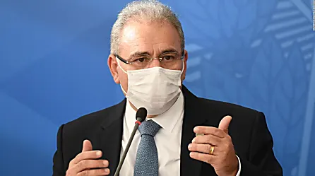 Ministro de Salud de Brasil pide medidas extremas