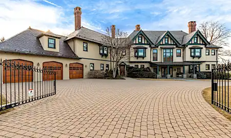 Luxury Single Family Home News: See the Latest Here Luxury Single Family Home News: See the Latest Here