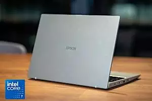 仕様書だけでは語れない法人PC運用の真価とは？