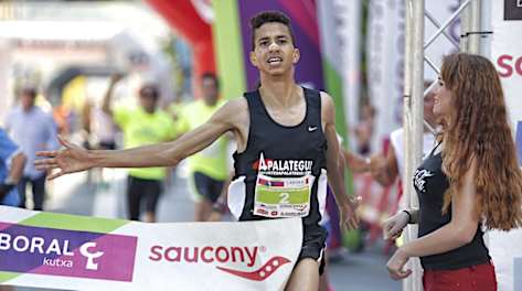 Playas de Castellón expulsa a un atleta implicado en dos robos Playas de Castellón expulsa a un atleta implicado en dos robos