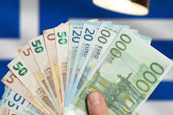 Χιλιάδες Έλληνες παράγουν εισόδημα από την ΤΝ Χιλιάδες Έλληνες παράγουν εισόδημα από την ΤΝ