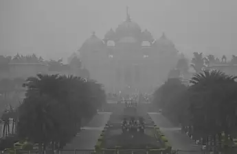 Delhi suffocates under toxic smog but millions go without masks