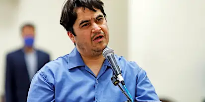 Το Ιράν εκτελεί αντιφρονούντα δημοσιογράφο που ενέπνευσε τις διαδηλώσεις του 2017