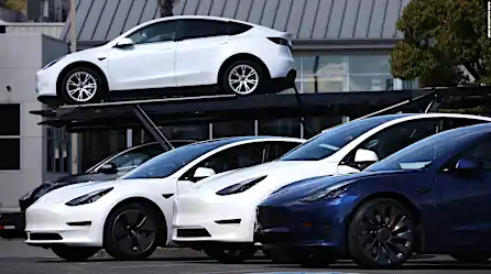 La escasez mundial de chips ya afecta a Tesla | Video