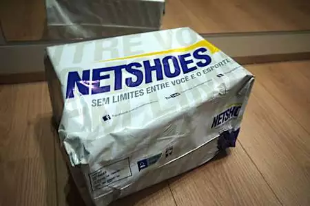 Jovens descobriram uma forma de ganhar dinheiro na Netshoes