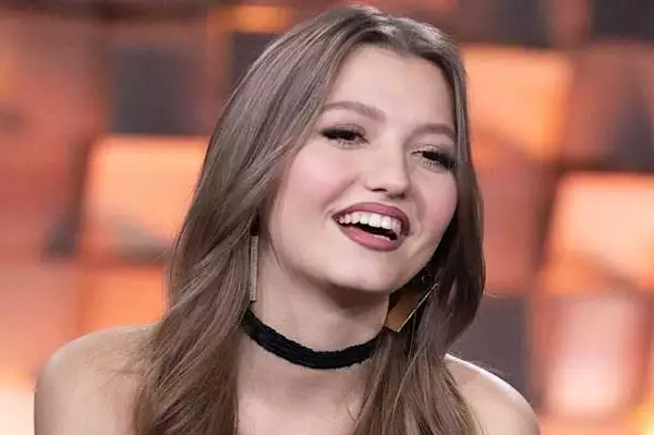 Nicla Ozenda confessa: "Ho trovato l'amore a La Ruota della Fortuna" Nicla Ozenda confessa: "Ho trovato l'amore a La Ruota della Fortuna"