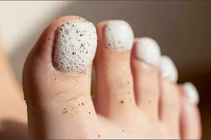 This Simple 5-Second Routine Can Erase Years of Toenail Fungus