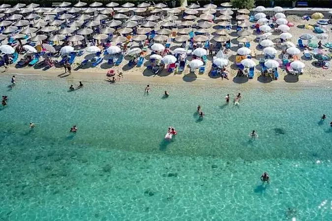 Ποια η διάρκεια των δημοπρασιών για τις οργανωμένες παραλίες και τους αιγιαλούς