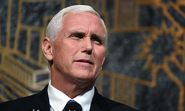 Jewish groups from both parties slam 'offensive' decision to have Messianic Jewish minister at Pence event
