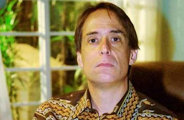 20 Famosos que estão vivendo anonimamente em outro país