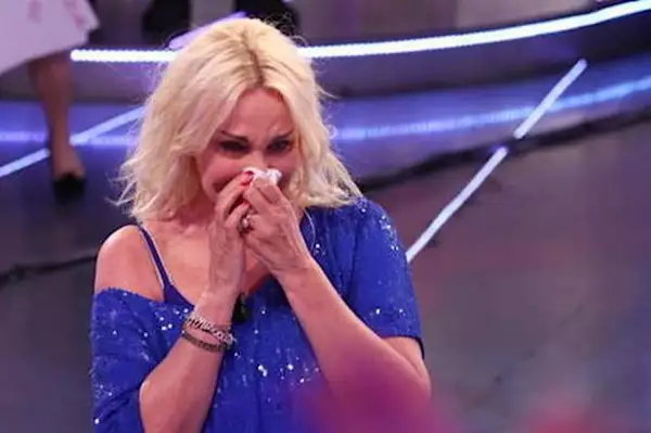 "Come farò senza di te". Antonella Clerici, gravissimo lutto poco fa