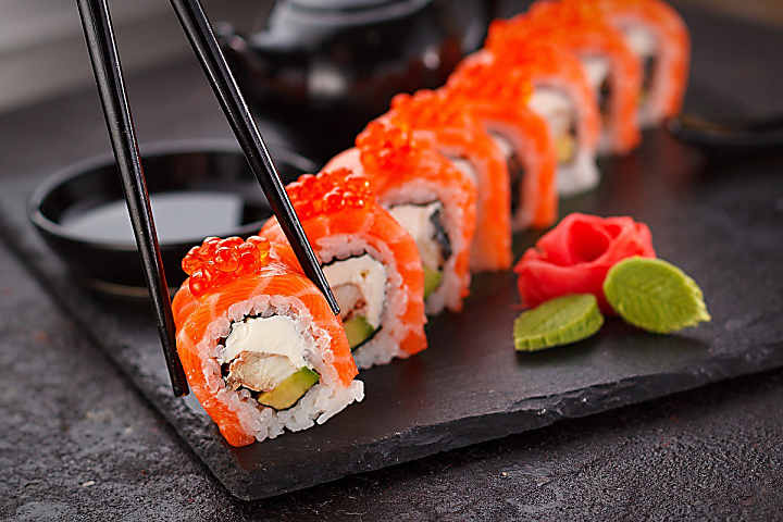 Sushi: storia e origini del cibo tipico giapponese
