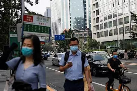 China drops hammer on cross-border stock trading: 5 things to know