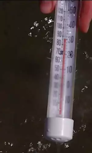 Η Δυτική Ευρώπη σημειώνει νέο ρεκόρ θερμοκρασίας καθώς τα κύματα καύσωνα πλήττουν την περιοχή Η Δυτική Ευρώπη σημειώνει νέο ρεκόρ θερμοκρασίας καθώς τα κύματα καύσωνα πλήττουν την περιοχή