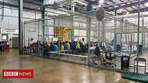 Migrant children 'held in cages' in Texas