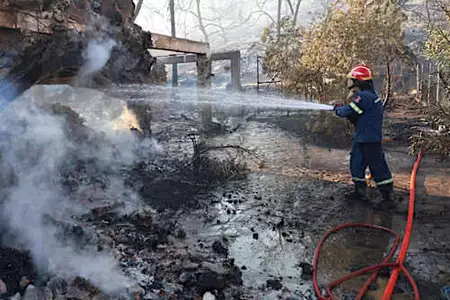 Σαλαμίνα: Από επικίνδυνο παιχνίδι νεαρών η φωτιά στον Προφήτη Ηλία - Αποκαλυπτική μαρτυρία
