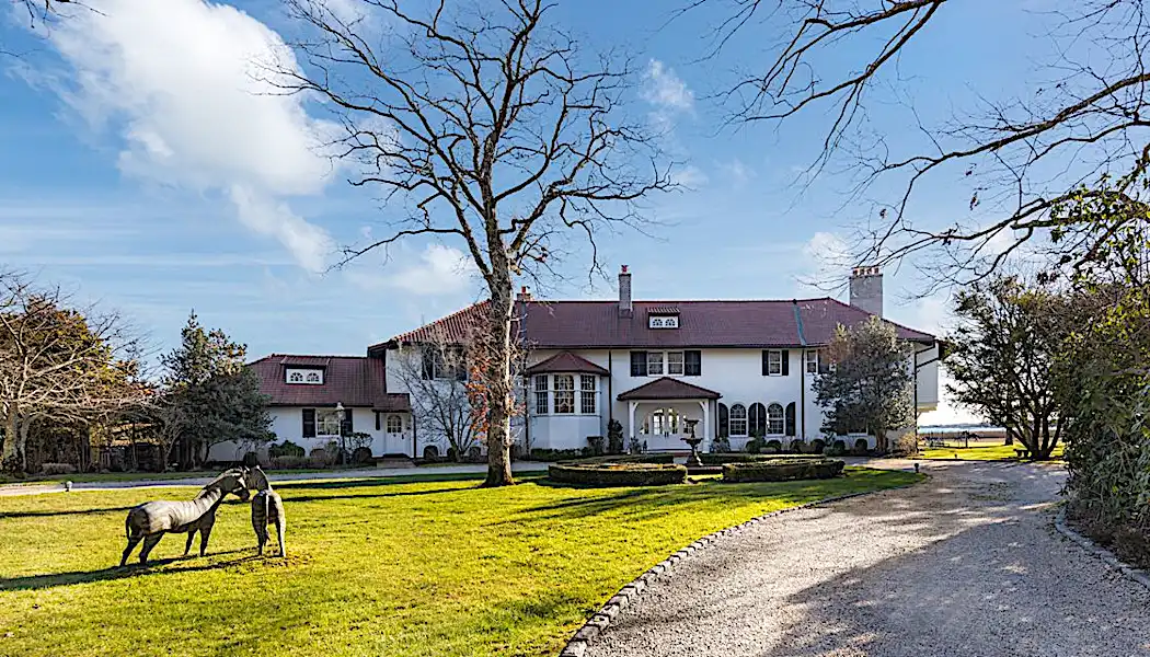 Wilson Eyre-Designed Estate in Quiogue, New York, Hits Market for $13 Million