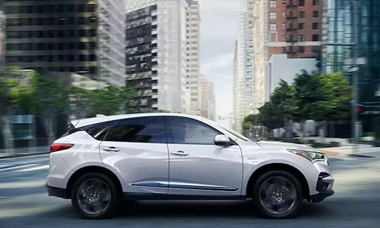 Car Comparison: 2019 Acura RDX vs. Rav4