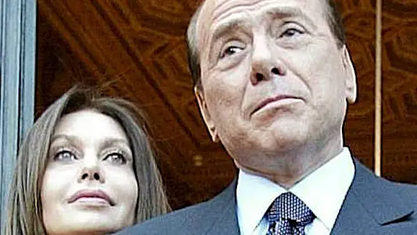 Berlusconi 'pignora' propri conti Berlusconi 'pignora' propri conti