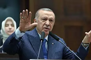 Israël et la Turquie échangent insultes et menaces