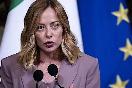 “Estou enojada”: Giorgia Meloni quebra silêncio e condena ataques digitais a mulheres públicas