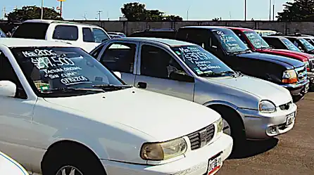 Caracas: Los carros sin vender de modelos antiguos casi se regalan