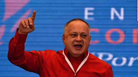 Diosdado Cabello critica a Alberto Fernández