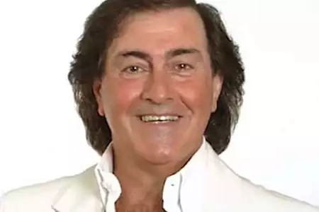 Πέθανε ο τραγουδιστής Τζων Τίκης - Μεσουράνησε τη δεκαετία του ΄70 Πέθανε ο τραγουδιστής Τζων Τίκης - Μεσουράνησε τη δεκαετία του ΄70