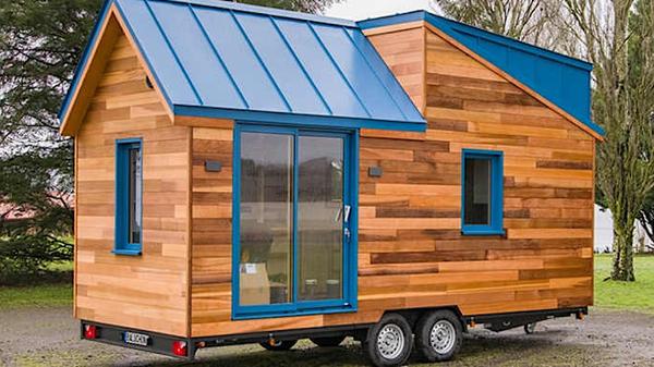 [Pics] This Tiny Cabin Is 290 sq. ft., But Wait Till You See The Inside!