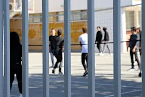 Μαθητής κουτούλησε καθηγητή σε Λύκειο – Του προκάλεσε σωματική βλάβη