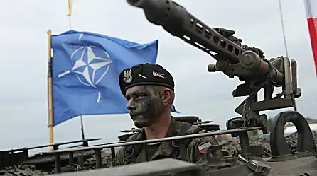 ¿Qué debe ocurrir para que la OTAN comience los ataques contra Rusia? | Video